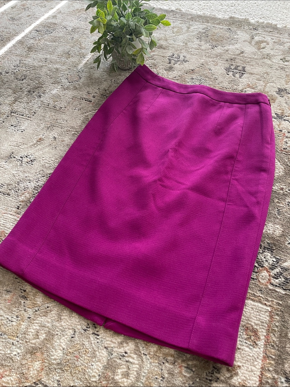 RARE The Limited Fuchsia Pencil Skirt